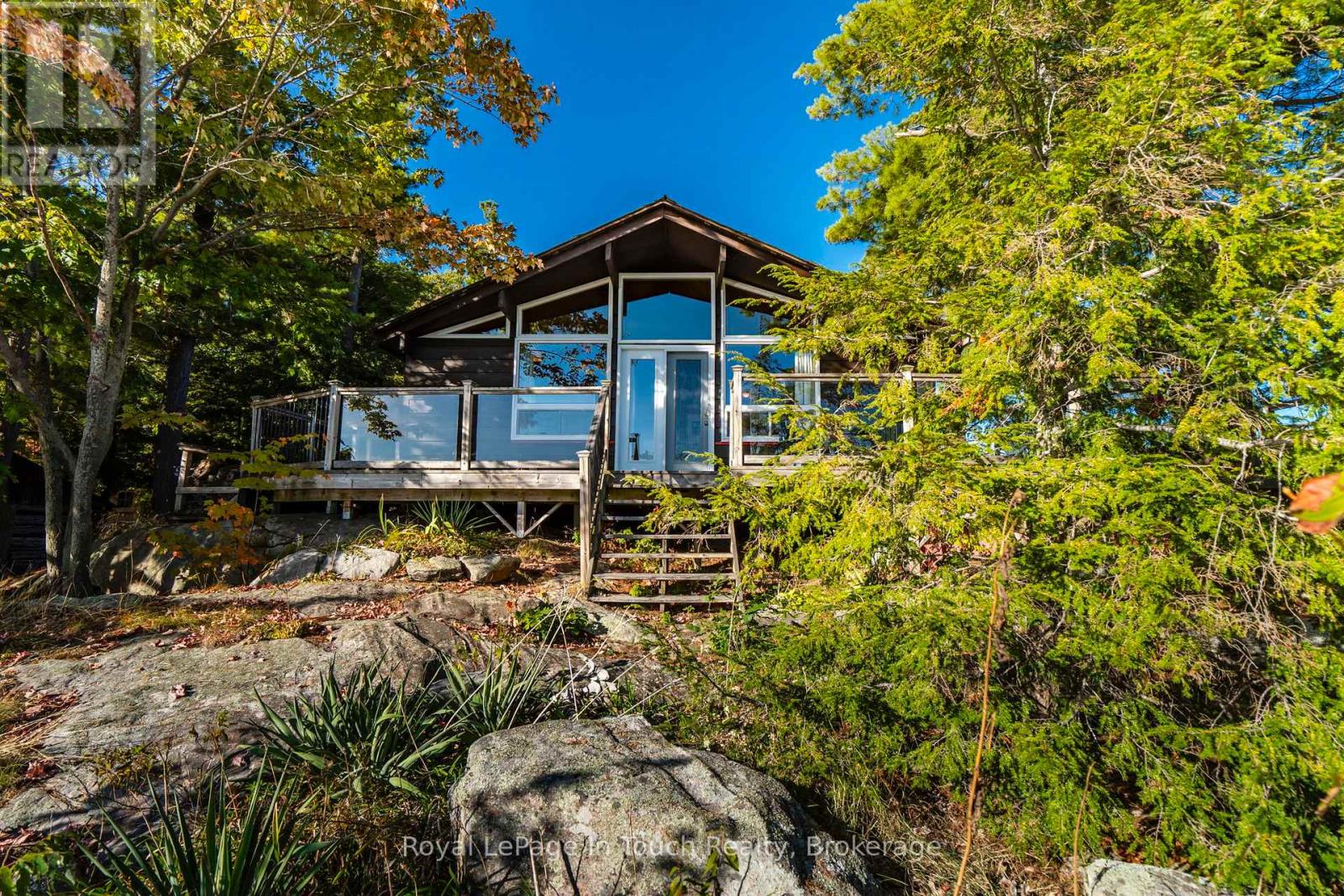 2 Island 190 Island, Georgian Bay, Ontario  L0K 1S0 - Photo 3 - X12419288