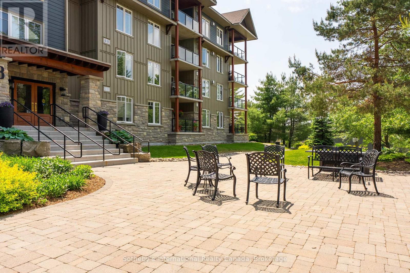 103 - 391b Manitoba Street, Bracebridge, Ontario  P1L 0B5 - Photo 3 - X12420177