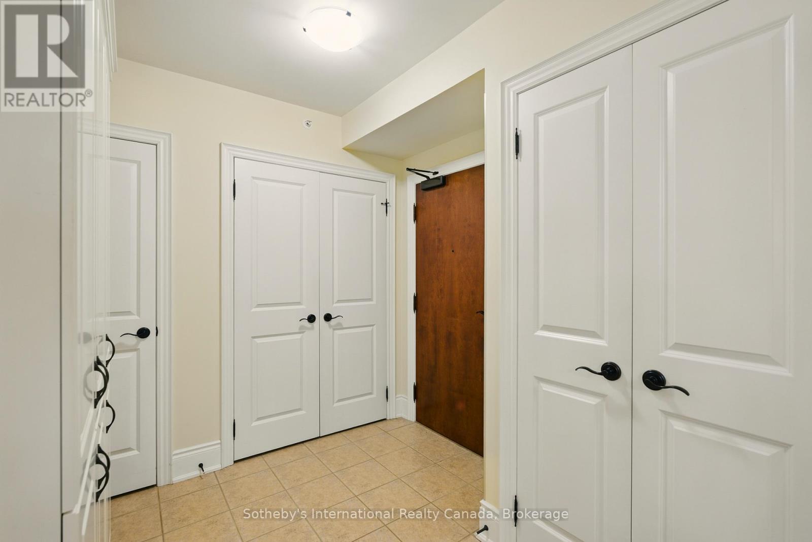 103 - 391b Manitoba Street, Bracebridge, Ontario  P1L 0B5 - Photo 5 - X12420177