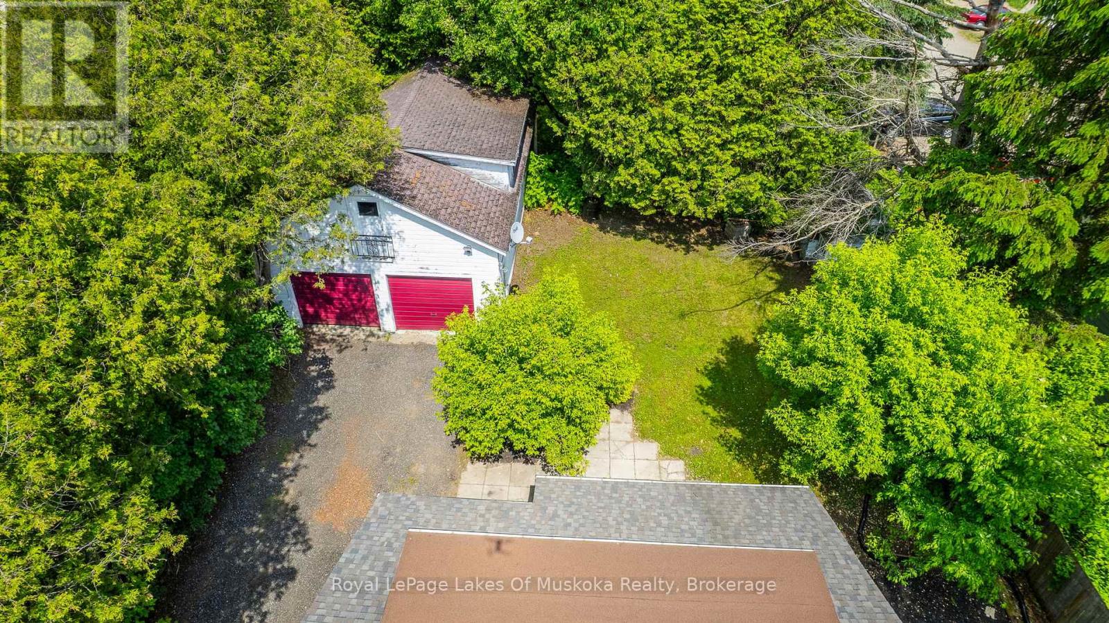 8 North Road, Lake Of Bays, Ontario  P0B 1A0 - Photo 44 - X12420975