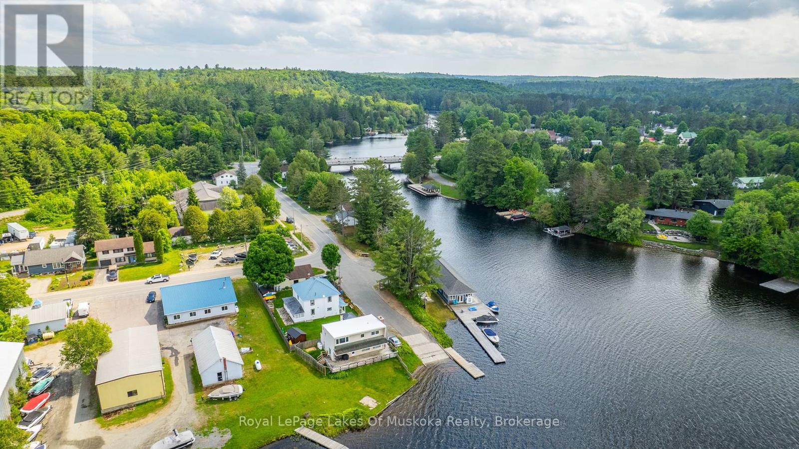 8 North Road, Lake Of Bays, Ontario  P0B 1A0 - Photo 47 - X12420975