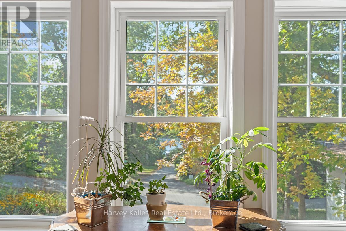 1039 Gordon St Street, Muskoka Lakes, Ontario  P0C 1A0 - Photo 15 - X12421155