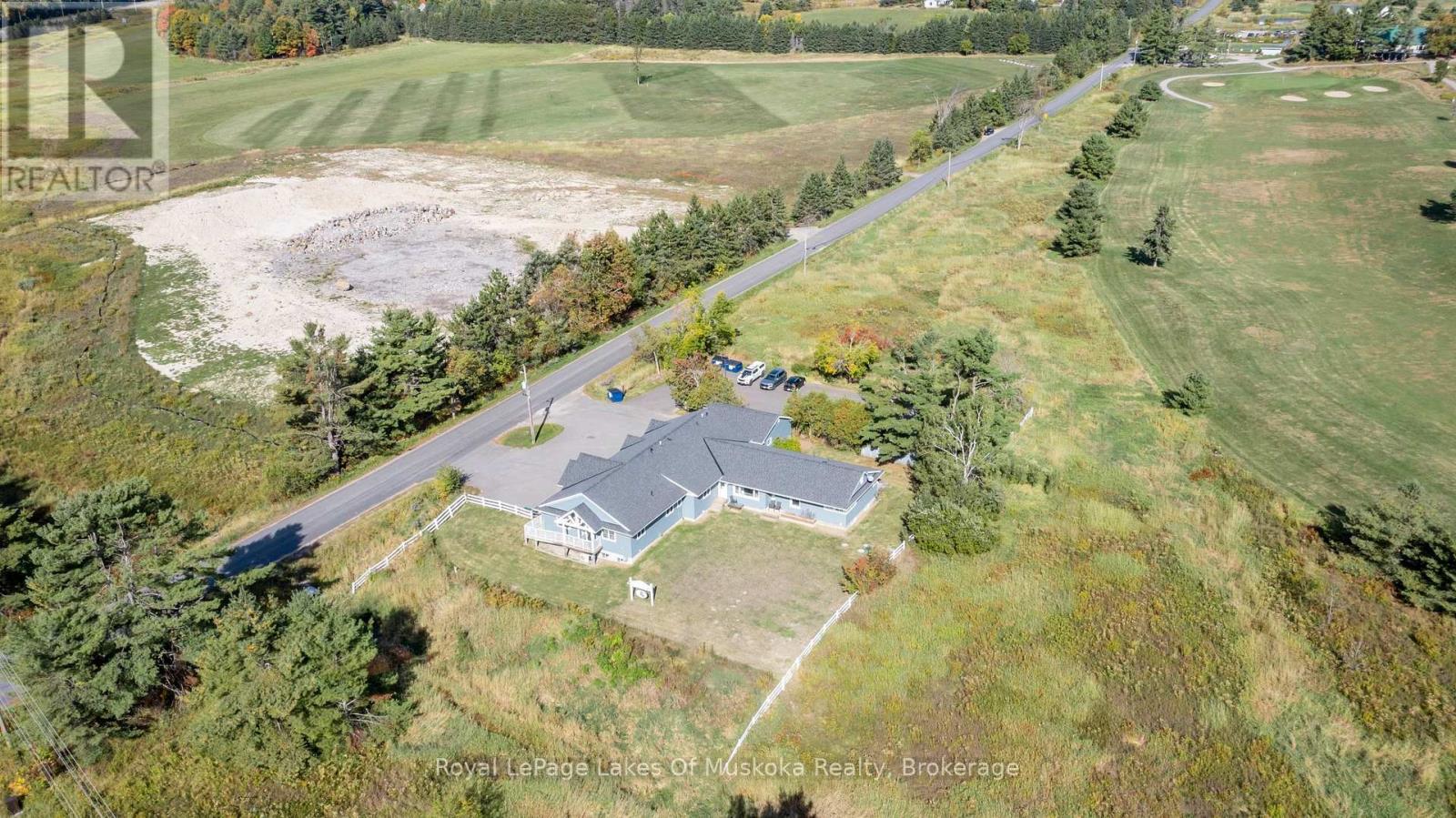 1008 South Monck Drive, Bracebridge, Ontario  P1L 1W8 - Photo 35 - X12421602