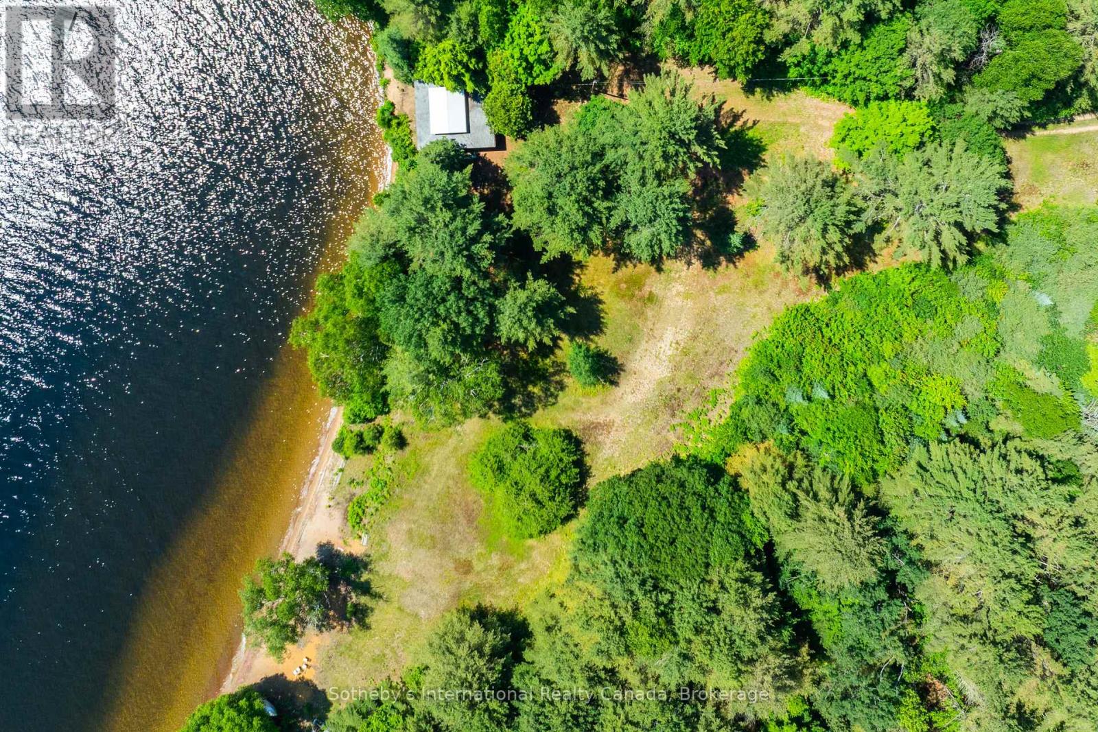 2447 South Portage Road, Lake Of Bays, Ontario  L8H 6Z4 - Photo 4 - X12423460