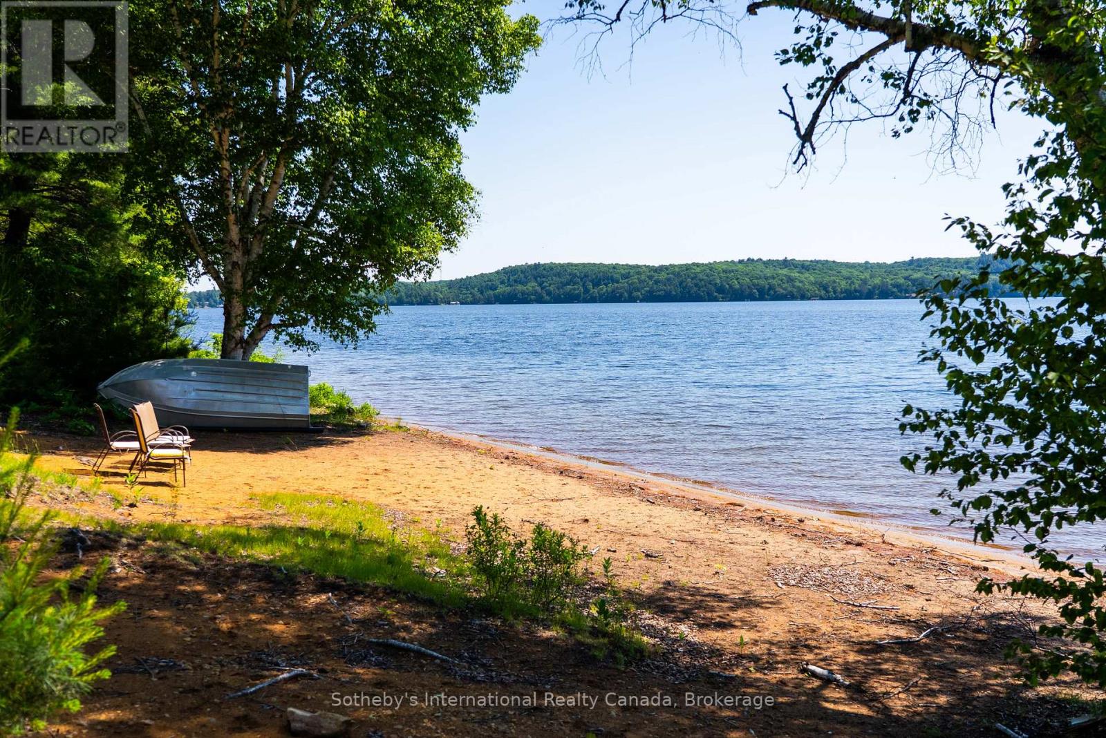 2447 South Portage Road, Lake Of Bays, Ontario  L8H 6Z4 - Photo 5 - X12423460