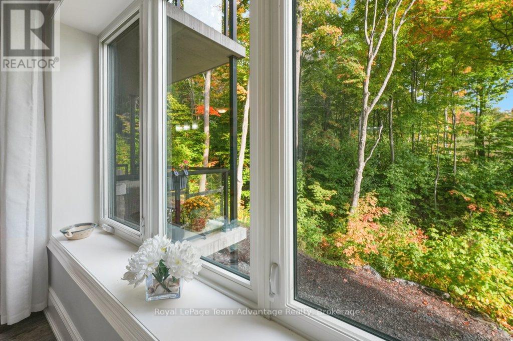 103 - 11b Salt Dock Road, Parry Sound, Ontario  P2A 3B6 - Photo 13 - X12423598