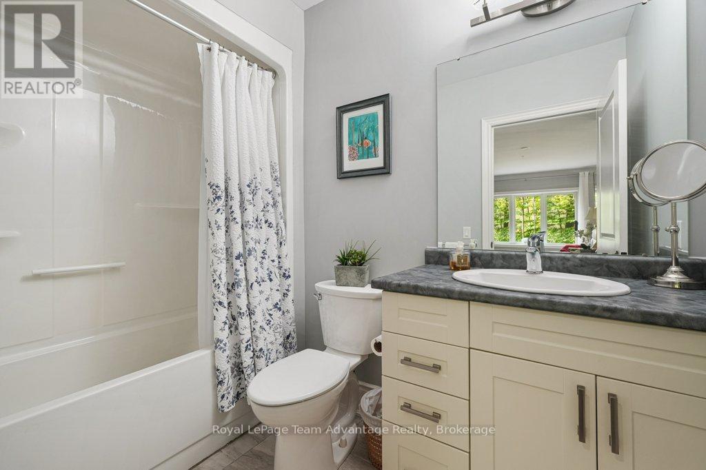 103 - 11b Salt Dock Road, Parry Sound, Ontario  P2A 3B6 - Photo 29 - X12423598