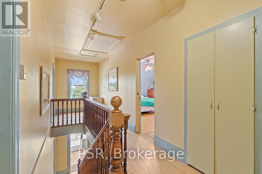 1020 Bala Falls Road, Muskoka Lakes, Ontario  P0C 1A0 - Photo 24 - X12424006