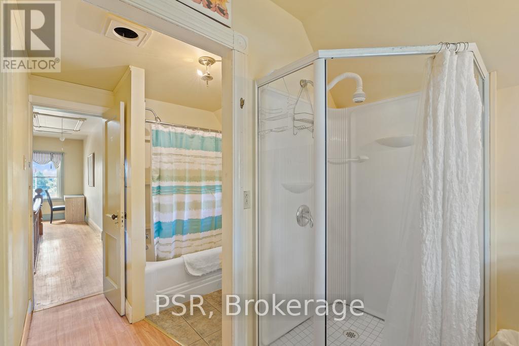 1020 Bala Falls Road, Muskoka Lakes, Ontario  P0C 1A0 - Photo 29 - X12424006