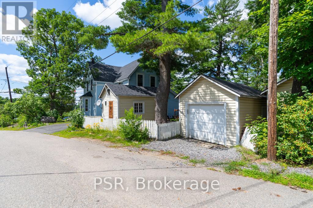 1020 Bala Falls Road, Muskoka Lakes, Ontario  P0C 1A0 - Photo 31 - X12424006