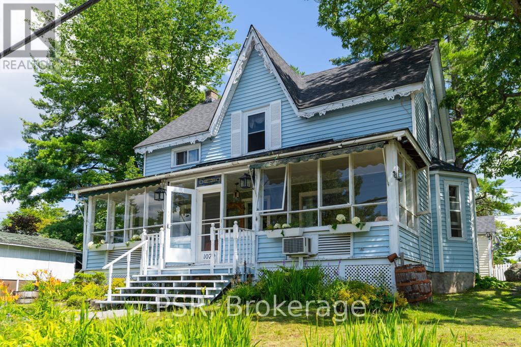 1020 Bala Falls Road, Muskoka Lakes, Ontario  P0C 1A0 - Photo 10 - X12424010