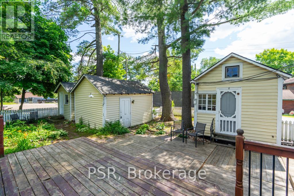 1020 Bala Falls Road, Muskoka Lakes, Ontario  P0C 1A0 - Photo 33 - X12424010