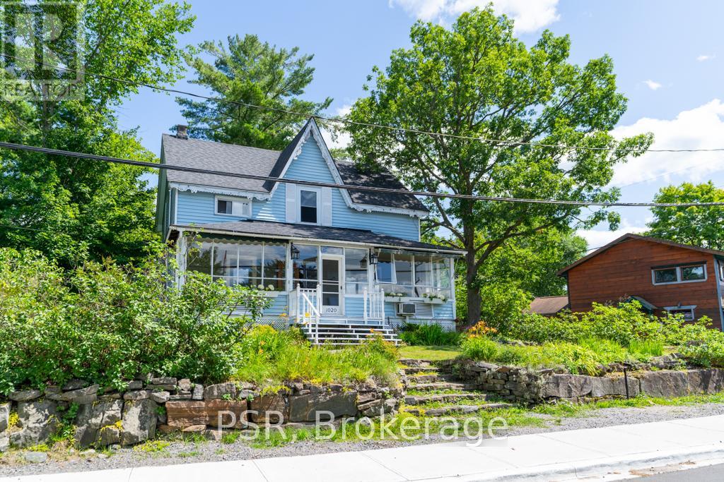 1020 Bala Falls Road, Muskoka Lakes, Ontario  P0C 1A0 - Photo 9 - X12424010