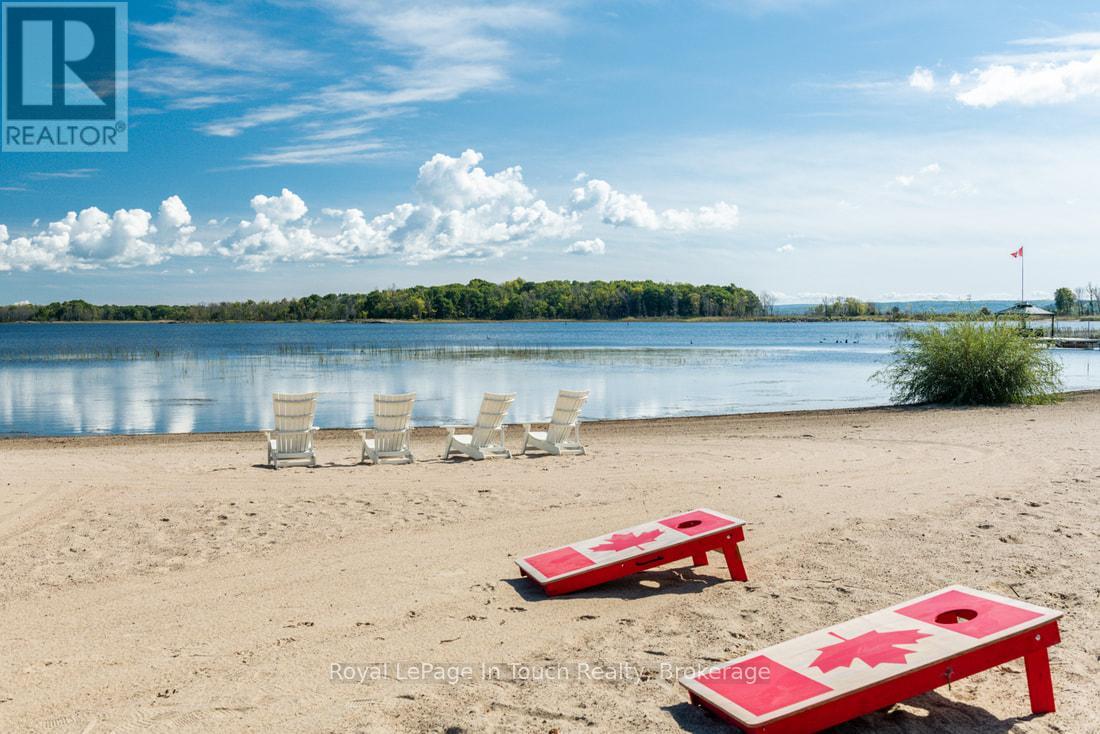 93-44 Potato Island Road, Georgian Bay, Ontario  L0K 1S0 - Photo 17 - X12425380