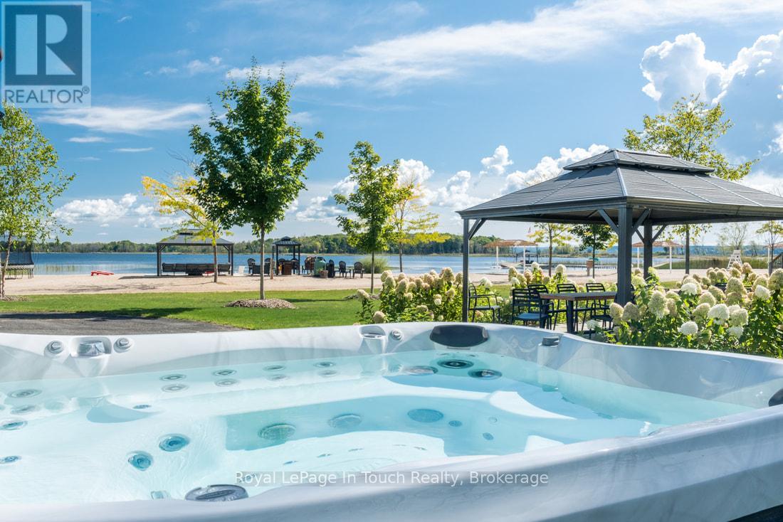 93-44 Potato Island Road, Georgian Bay, Ontario  L0K 1S0 - Photo 28 - X12425380