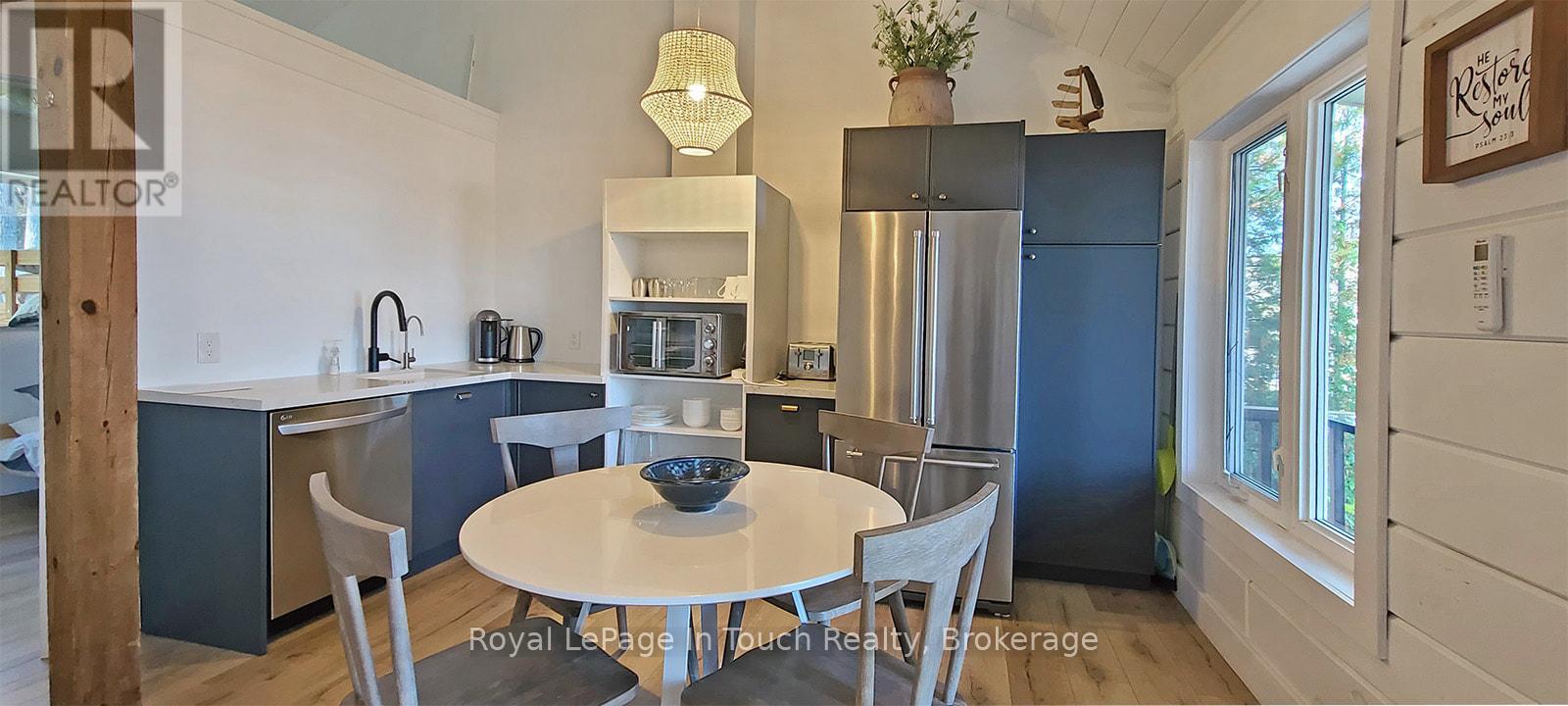 93-44 Potato Island Road, Georgian Bay, Ontario  L0K 1S0 - Photo 44 - X12425380