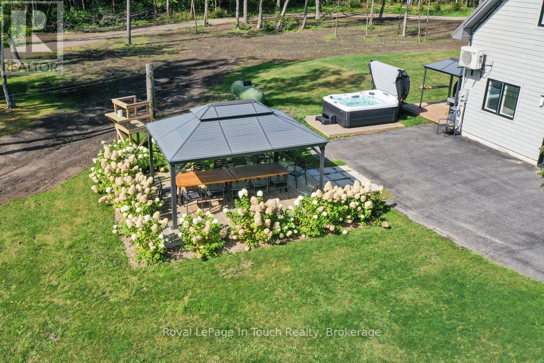 93-44 Potato Island Road, Georgian Bay, Ontario  L0K 1S0 - Photo 45 - X12425380