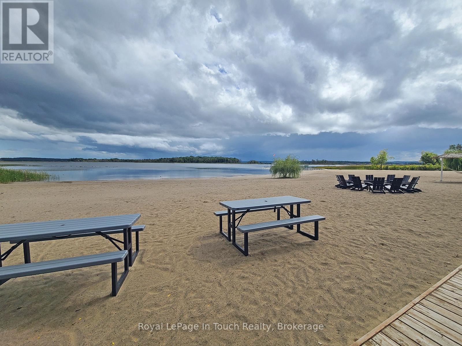 93-44 Potato Island Road, Georgian Bay, Ontario  L0K 1S0 - Photo 49 - X12425380