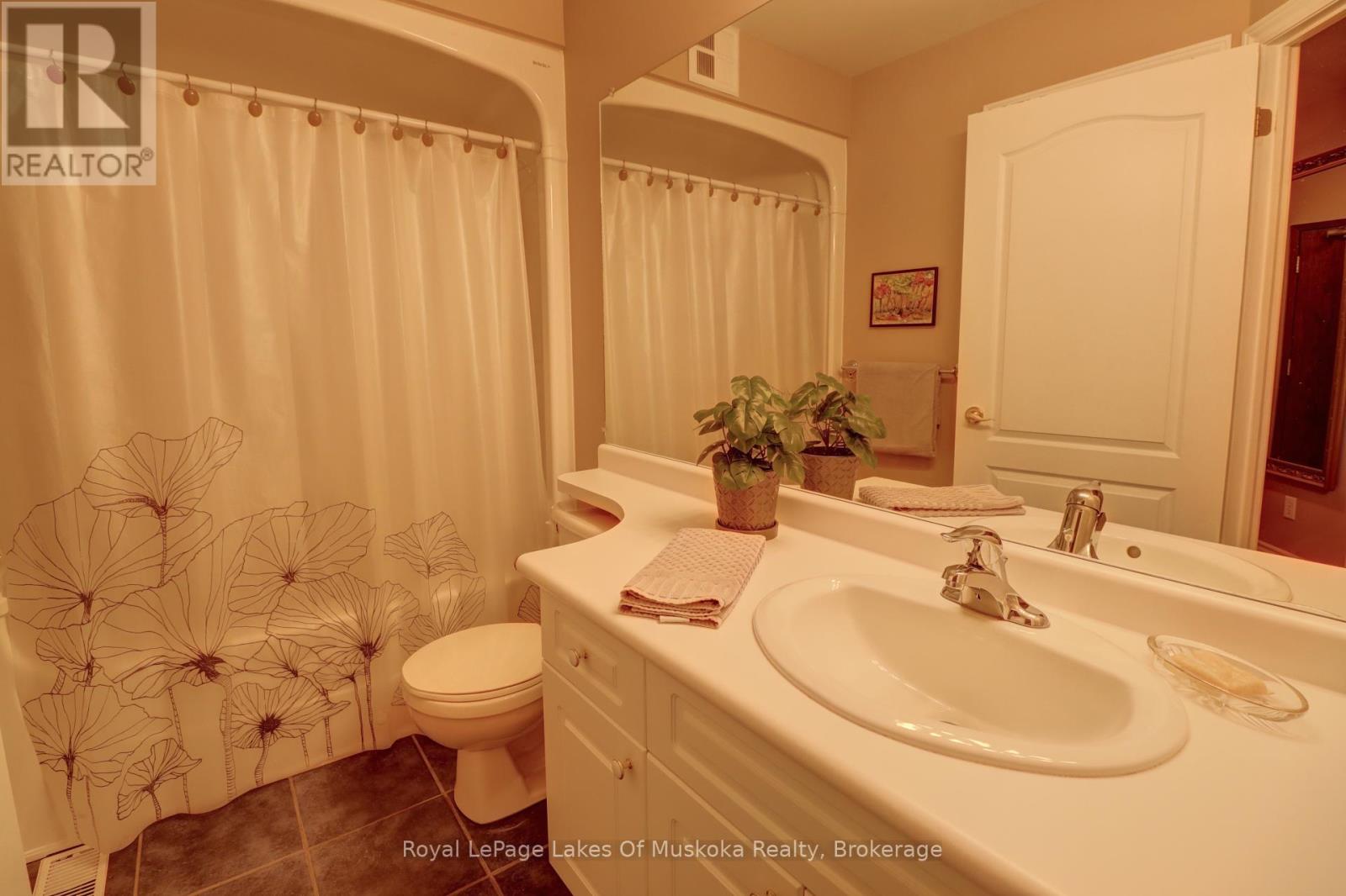 106 - 31 Dairy Lane, Huntsville, Ontario  P1H 2L7 - Photo 25 - X12425397