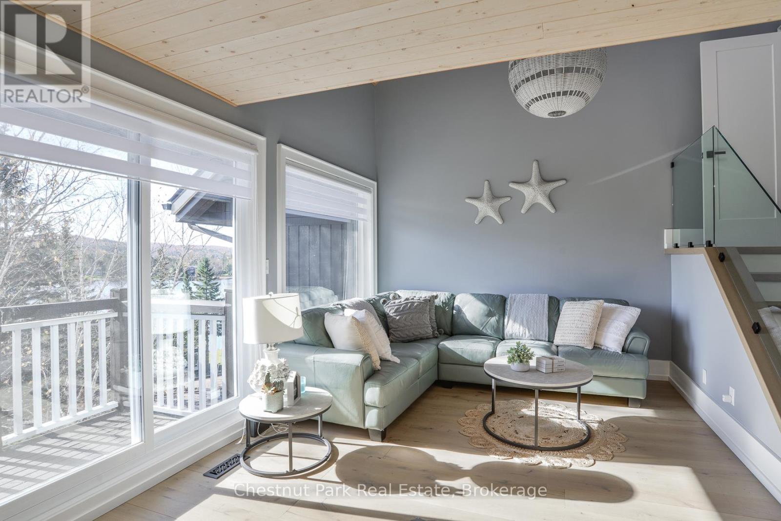 4 Turner Drive, Huntsville, Ontario  P1H 1A8 - Photo 6 - X12425458