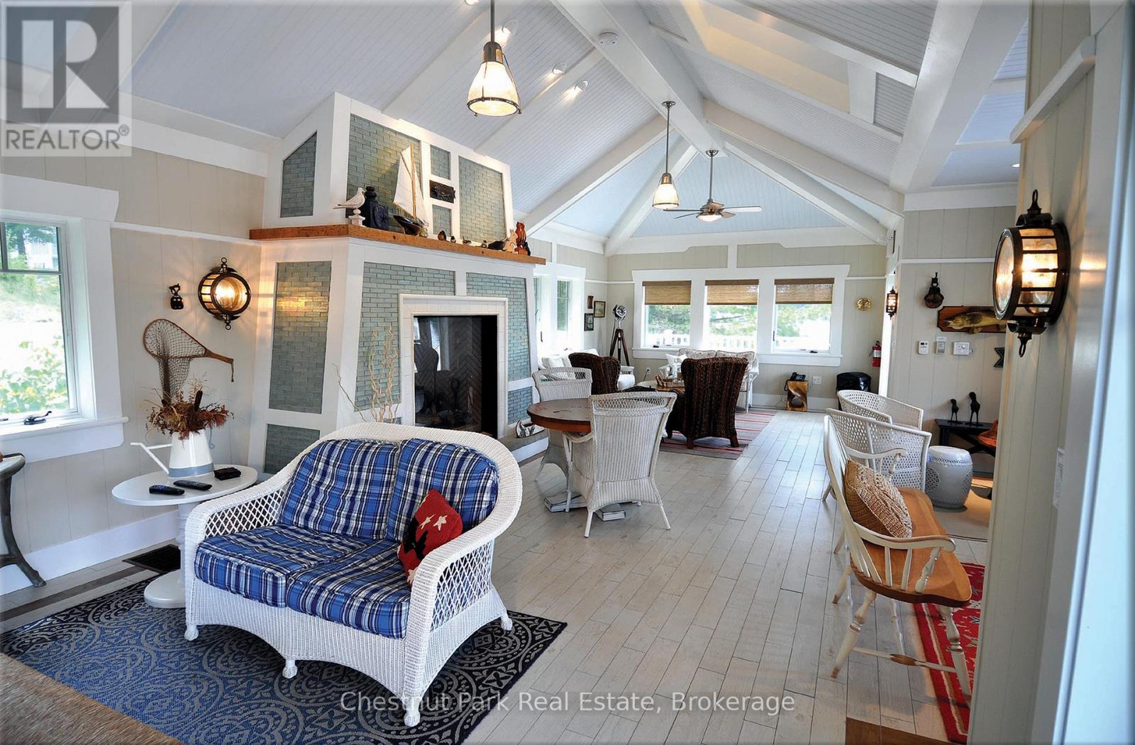 1020 Birch Glen Road, Lake Of Bays, Ontario  P0B 1A0 - Photo 11 - X12426578