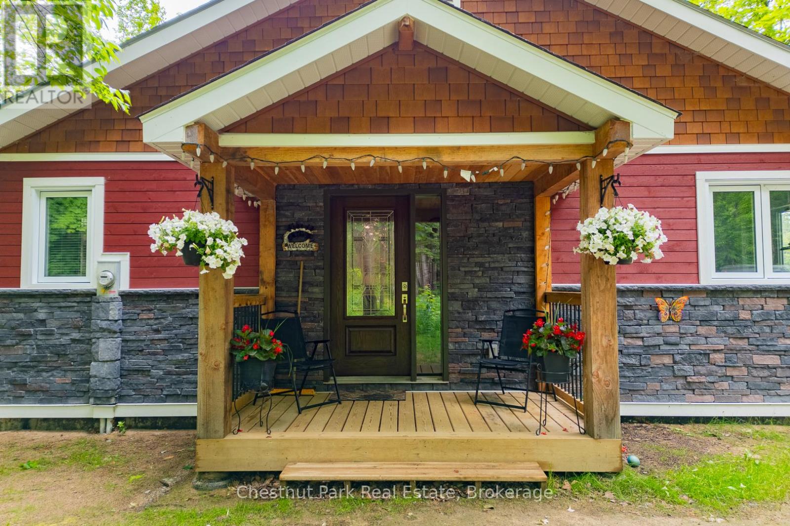 1037 Skeleton Lake 3 Road, Muskoka Lakes, Ontario  P0B 1M0 - Photo 2 - X12427195