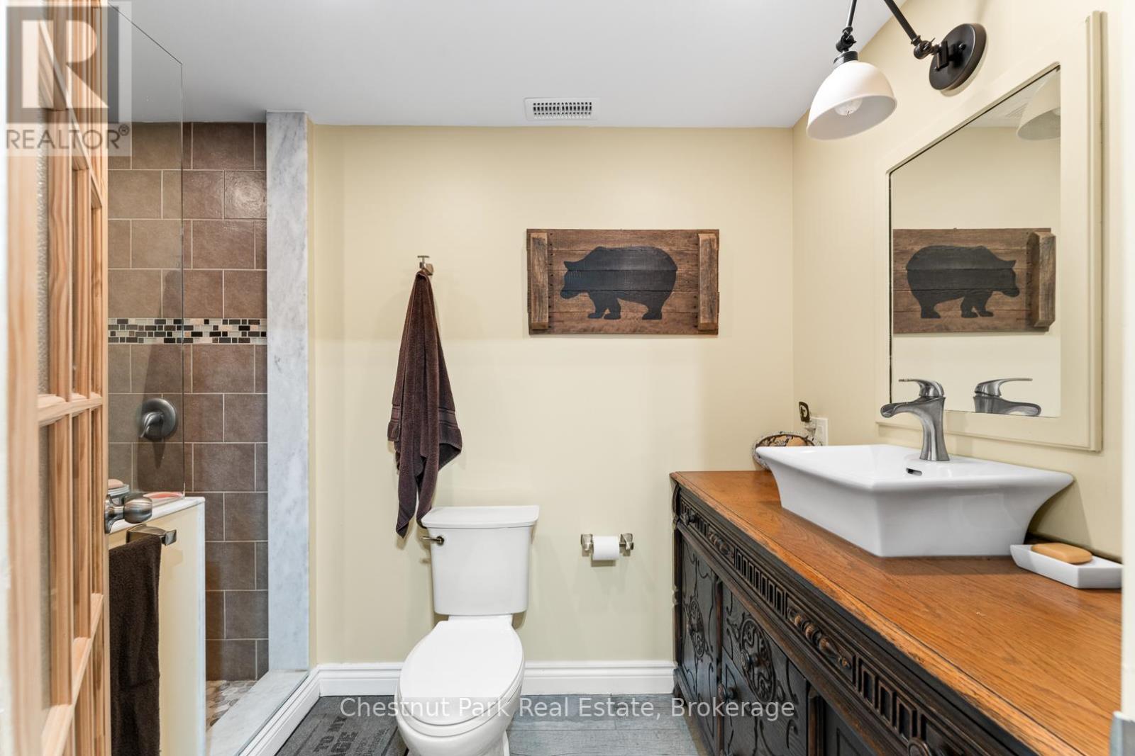 1037 Skeleton Lake 3 Road, Muskoka Lakes, Ontario  P0B 1M0 - Photo 21 - X12427195