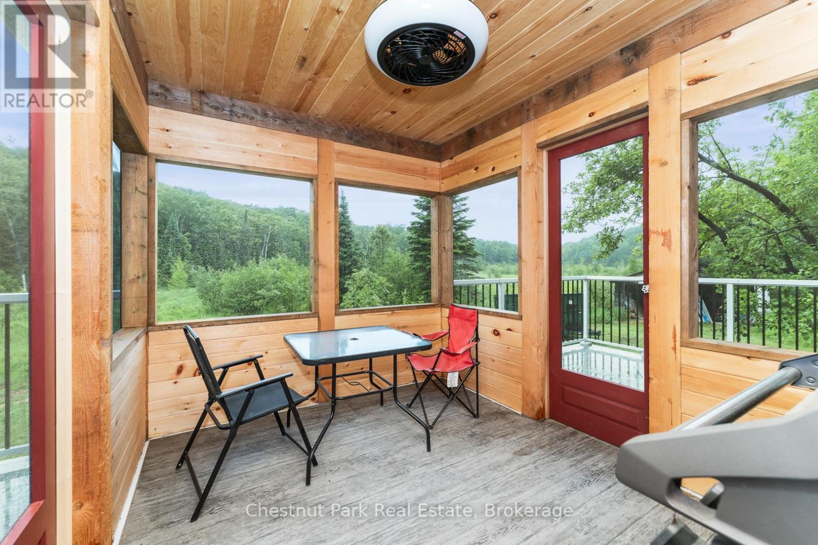 1037 Skeleton Lake 3 Road, Muskoka Lakes, Ontario  P0B 1M0 - Photo 24 - X12427195