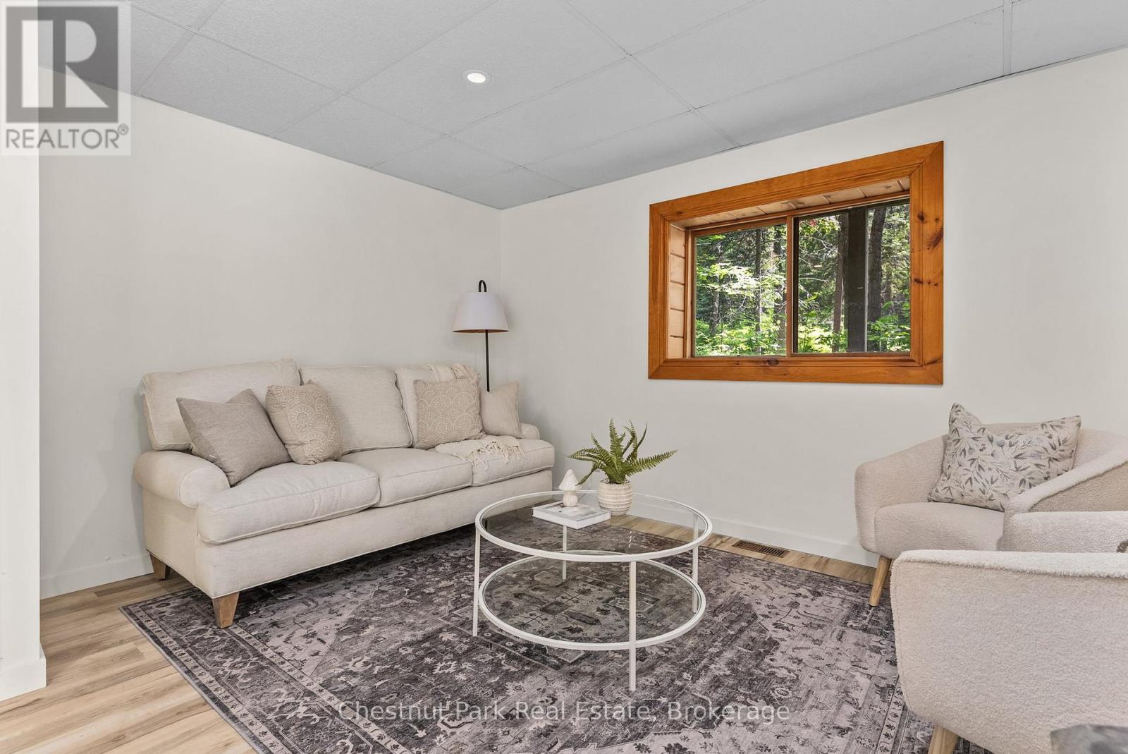 115 Woodland Drive, Huntsville, Ontario  P1H 1A7 - Photo 22 - X12428063