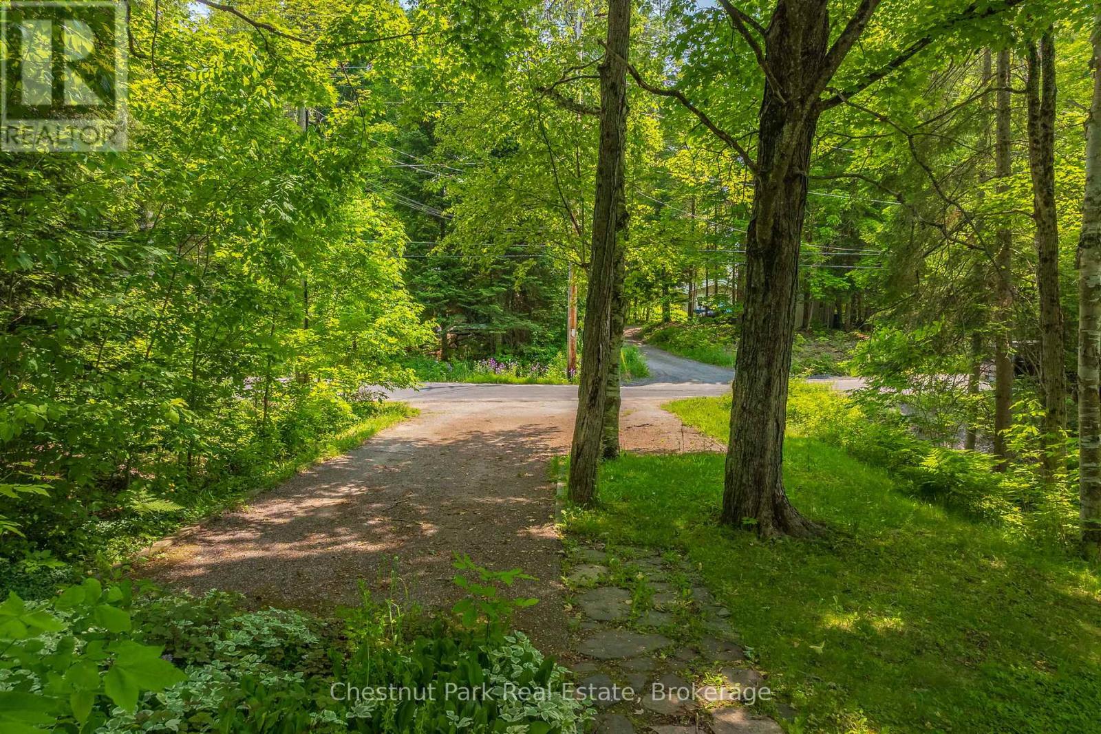 115 Woodland Drive, Huntsville, Ontario  P1H 1A7 - Photo 40 - X12428063