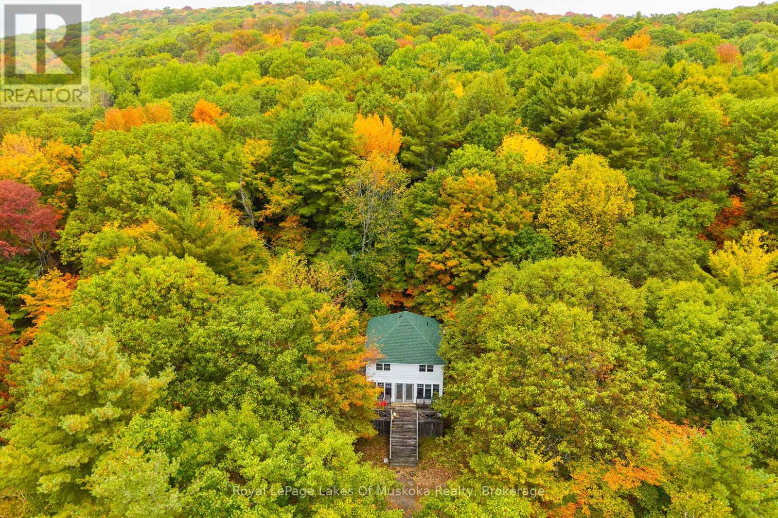 3384 South Portage Road, Huntsville, Ontario  P1H 2J3 - Photo 14 - X12428971