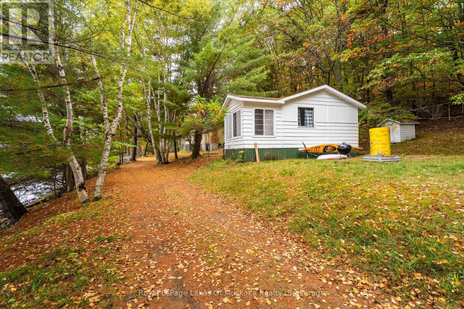 3384 South Portage Road, Huntsville, Ontario  P1H 2J3 - Photo 6 - X12428971