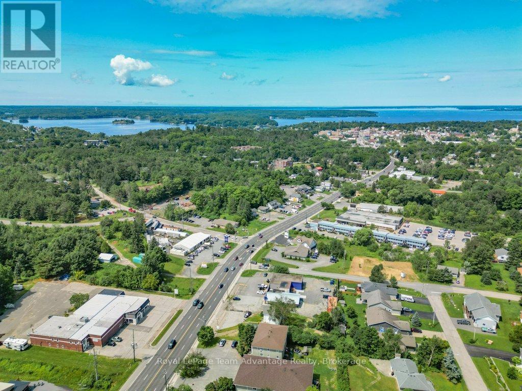 76 Bowes Street, Parry Sound, Ontario  P2A 2L7 - Photo 28 - X12429752