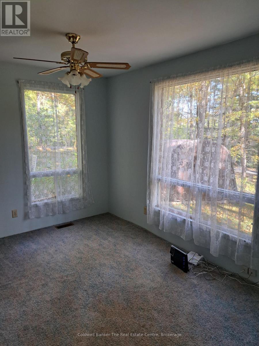 1094 Marina Road, Muskoka Lakes, Ontario  P1P 1R2 - Photo 6 - X12430355