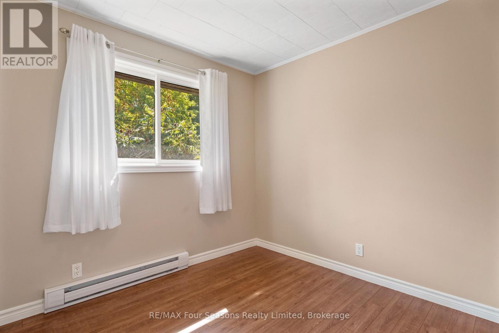 571 David Street, Gravenhurst, Ontario  P1P 1M1 - Photo 24 - X12430741