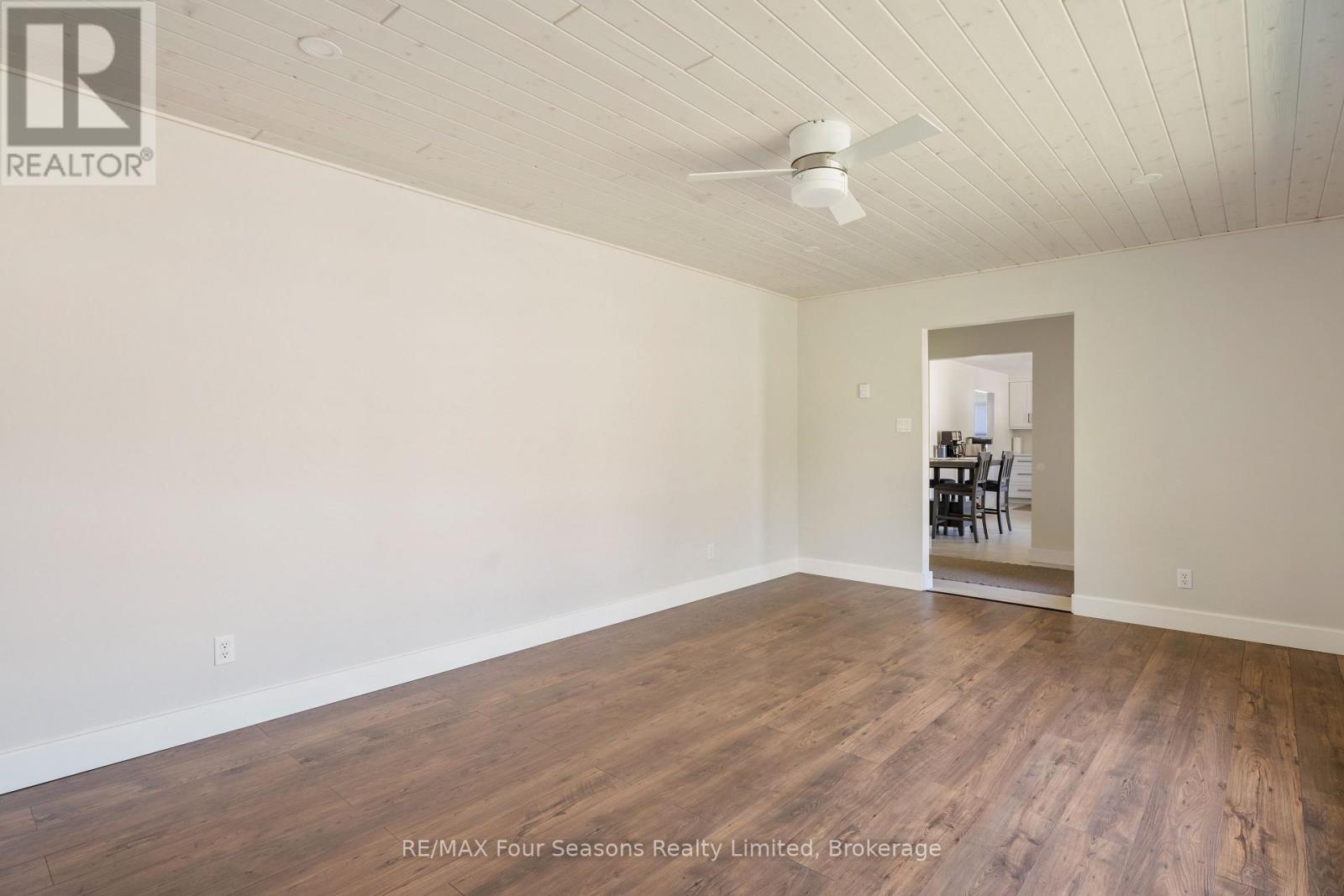 571 David Street, Gravenhurst, Ontario  P1P 1M1 - Photo 6 - X12430741