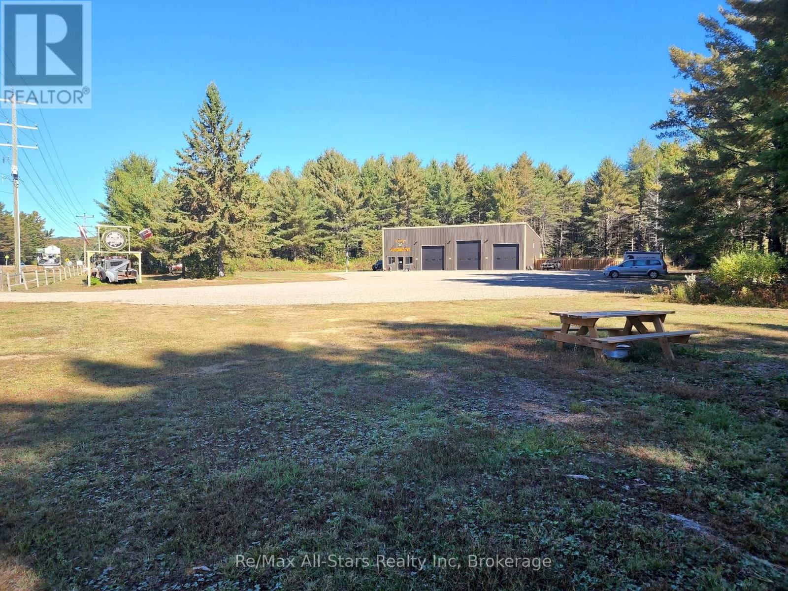 25798 Highway 35 Highway, Lake Of Bays, Ontario  P0A 1H0 - Photo 1 - X12432194