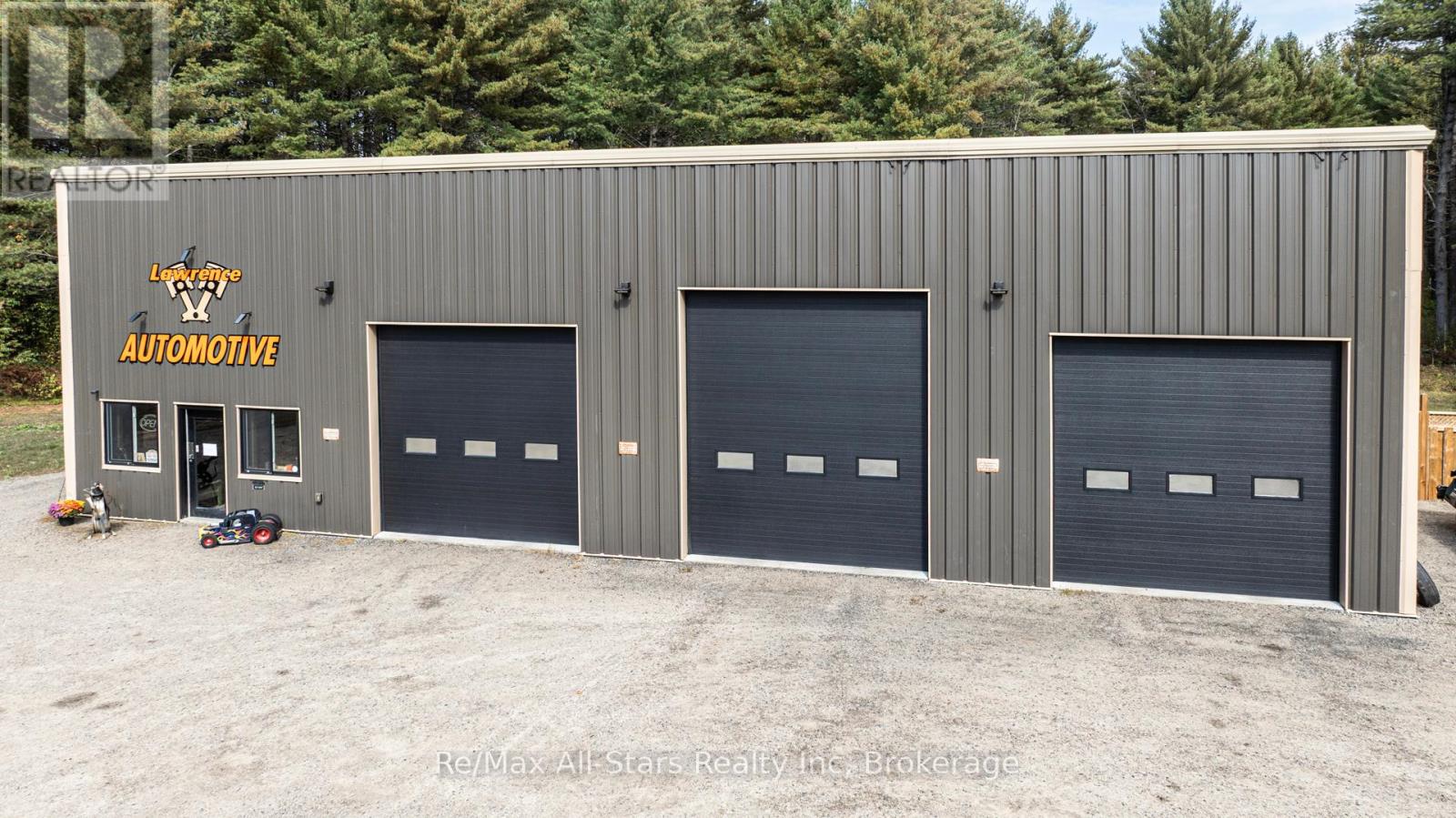 25798 Highway 35 Highway, Lake Of Bays, Ontario  P0A 1H0 - Photo 11 - X12432194