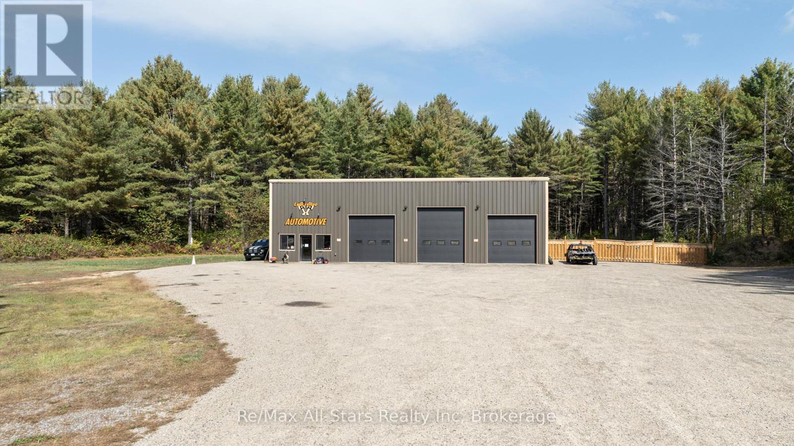 25798 Highway 35 Highway, Lake Of Bays, Ontario  P0A 1H0 - Photo 5 - X12432194