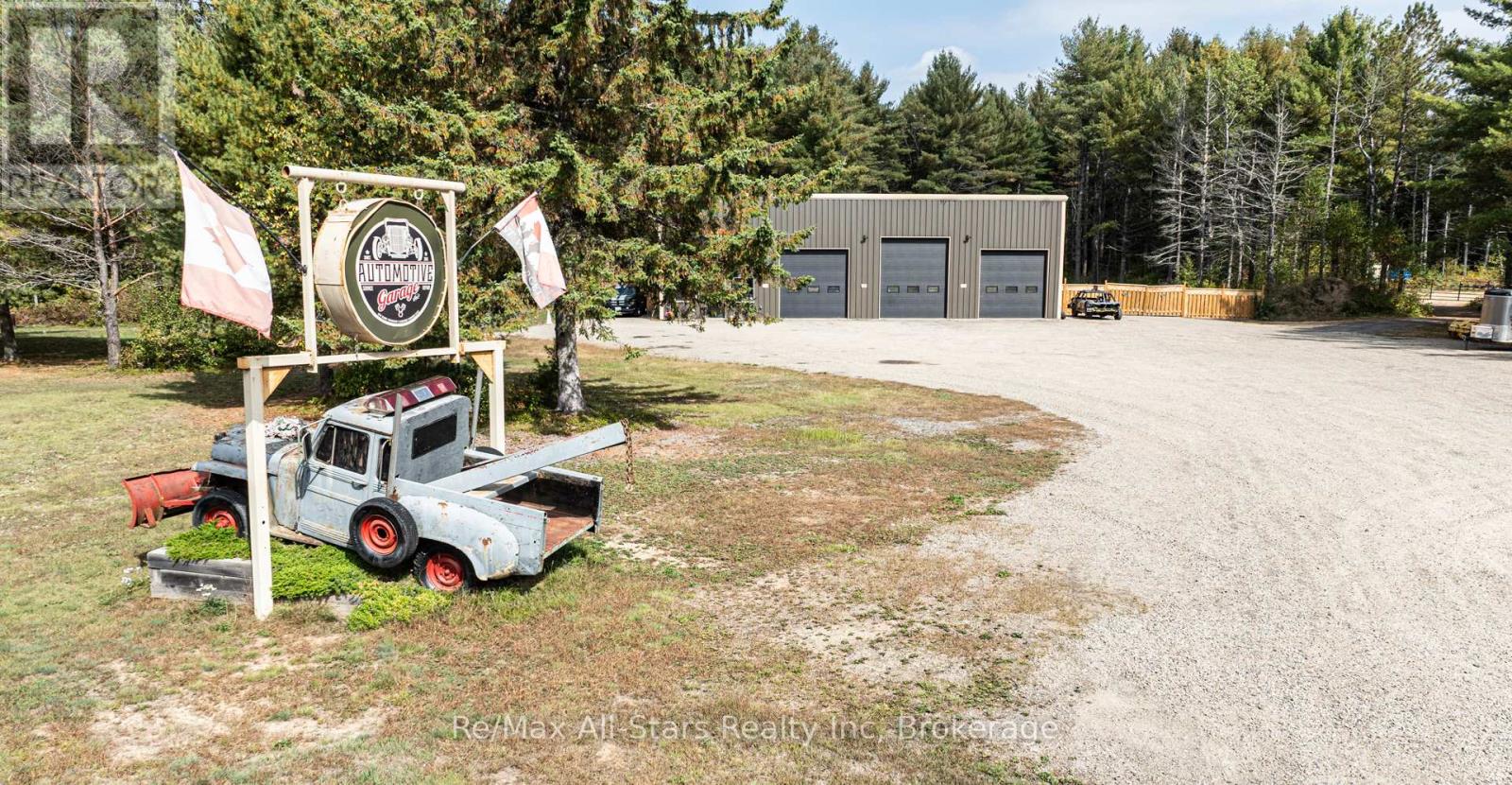 25798 Highway 35 Highway, Lake Of Bays, Ontario  P0A 1H0 - Photo 6 - X12432194