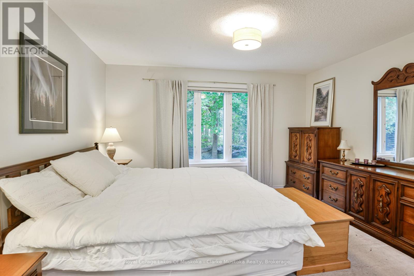 77 Hedgewood Lane, Gravenhurst, Ontario  P1P 1Z4 - Photo 16 - X12432971