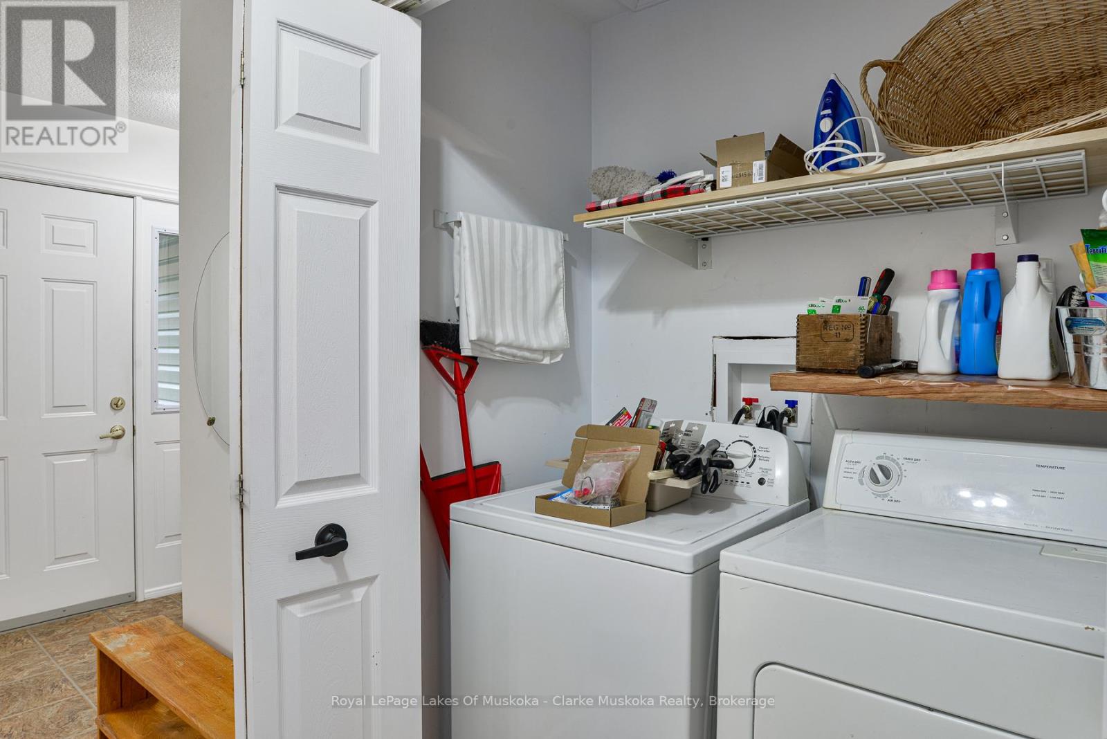 77 Hedgewood Lane, Gravenhurst, Ontario  P1P 1Z4 - Photo 23 - X12432971