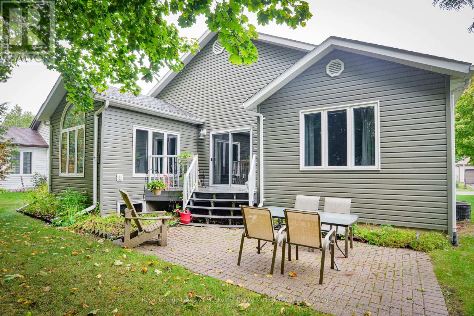 77 Hedgewood Lane, Gravenhurst, Ontario  P1P 1Z4 - Photo 24 - X12432971