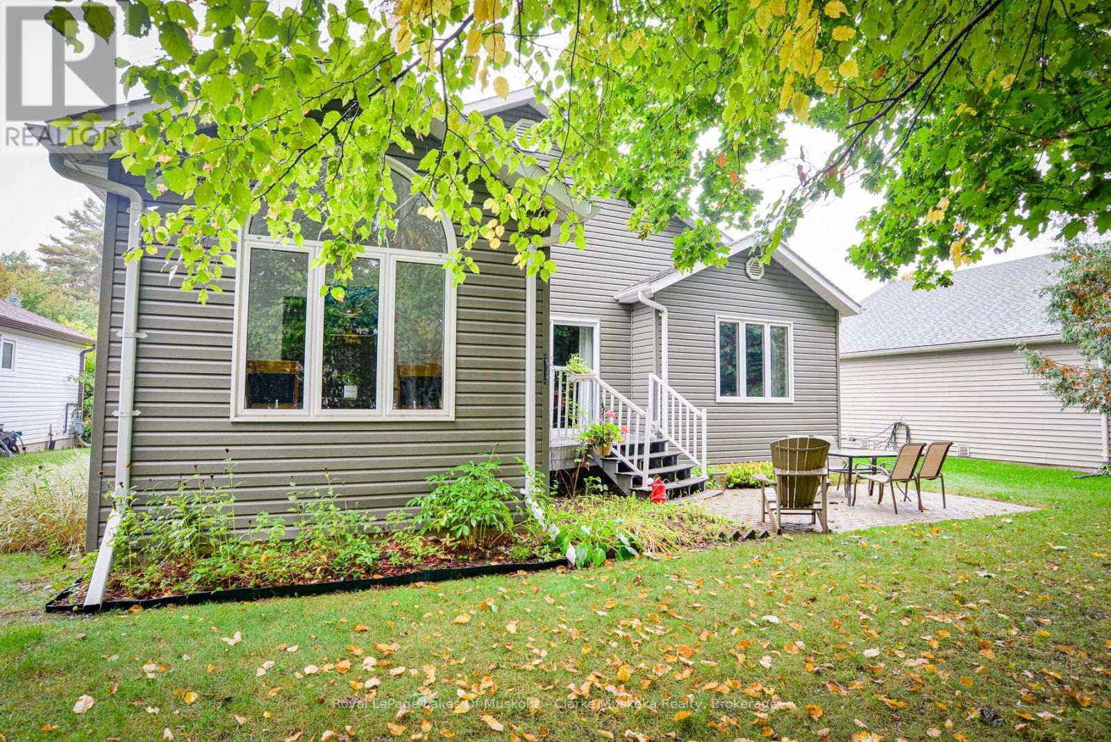 77 Hedgewood Lane, Gravenhurst, Ontario  P1P 1Z4 - Photo 25 - X12432971