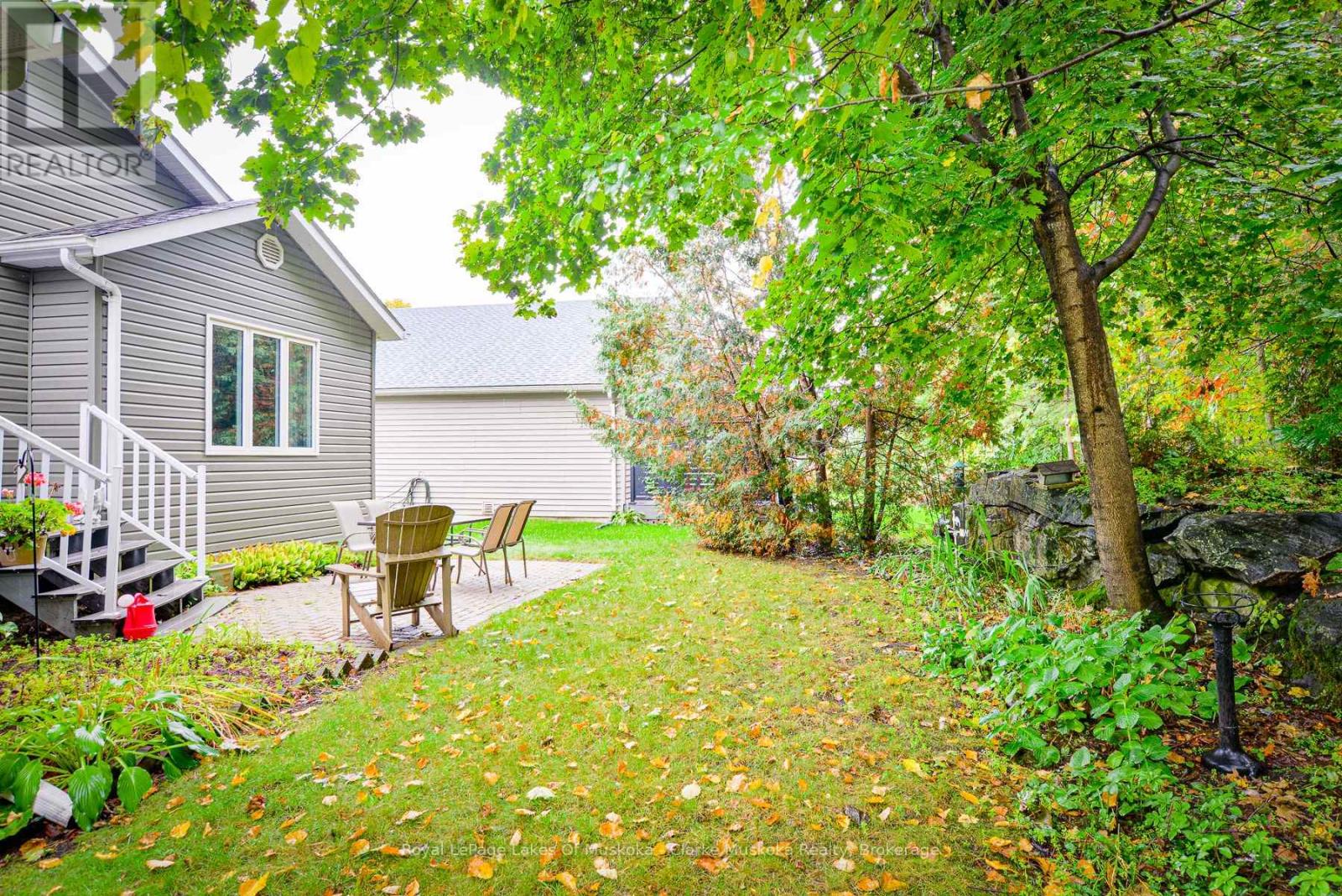 77 Hedgewood Lane, Gravenhurst, Ontario  P1P 1Z4 - Photo 26 - X12432971