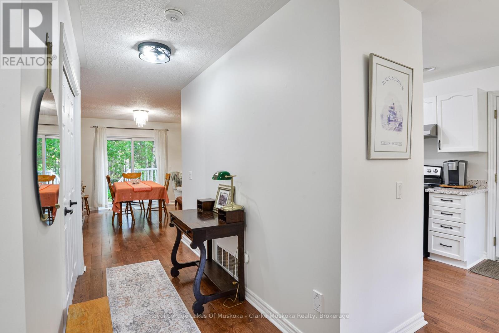 77 Hedgewood Lane, Gravenhurst, Ontario  P1P 1Z4 - Photo 3 - X12432971