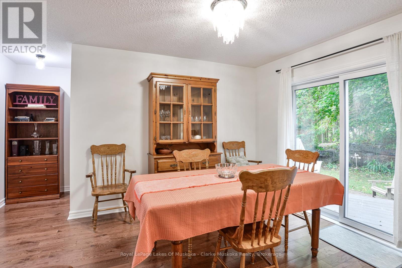 77 Hedgewood Lane, Gravenhurst, Ontario  P1P 1Z4 - Photo 9 - X12432971