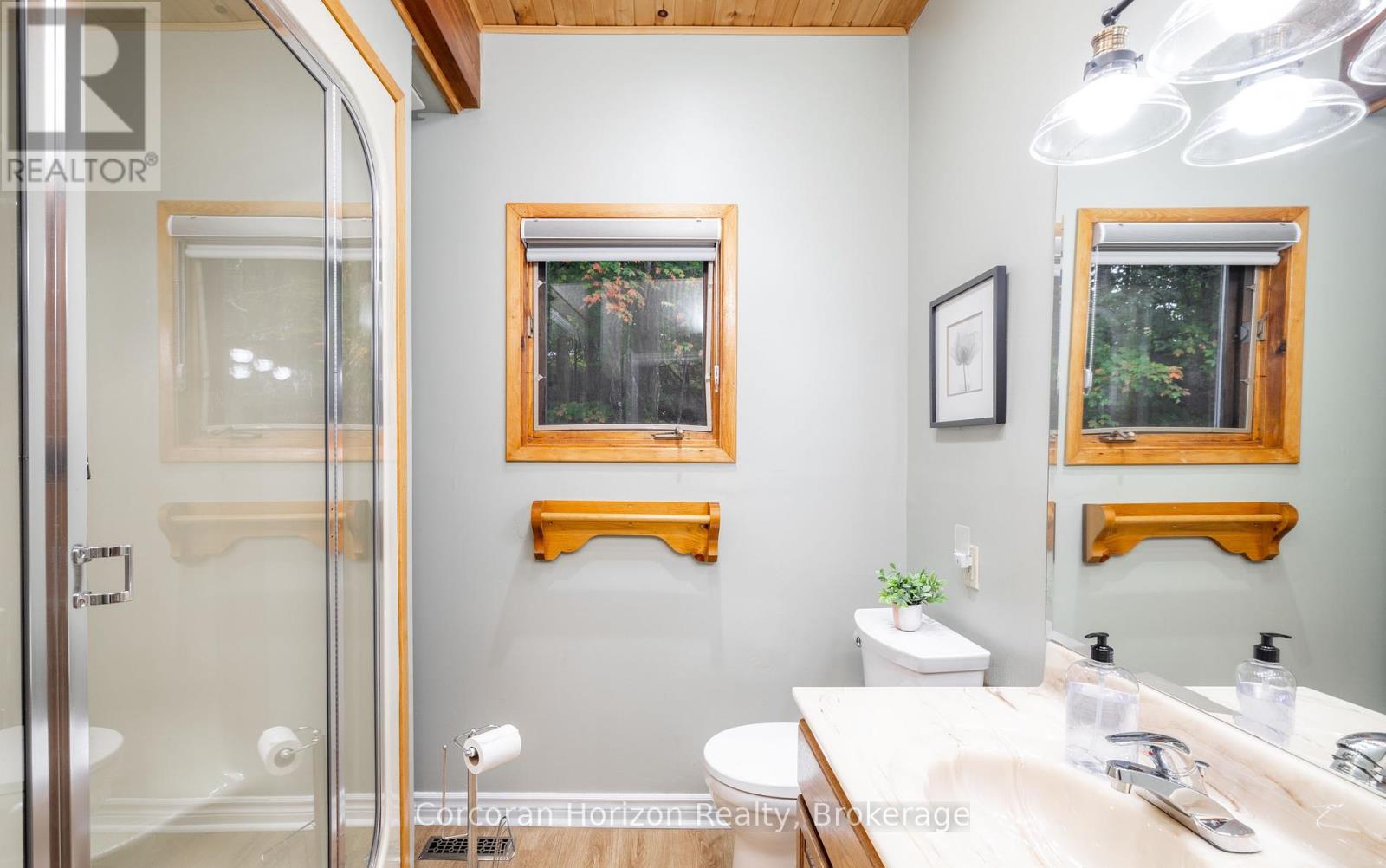 42 Todholm Drive, Muskoka Lakes, Ontario  P0B 1J0 - Photo 15 - X12433171