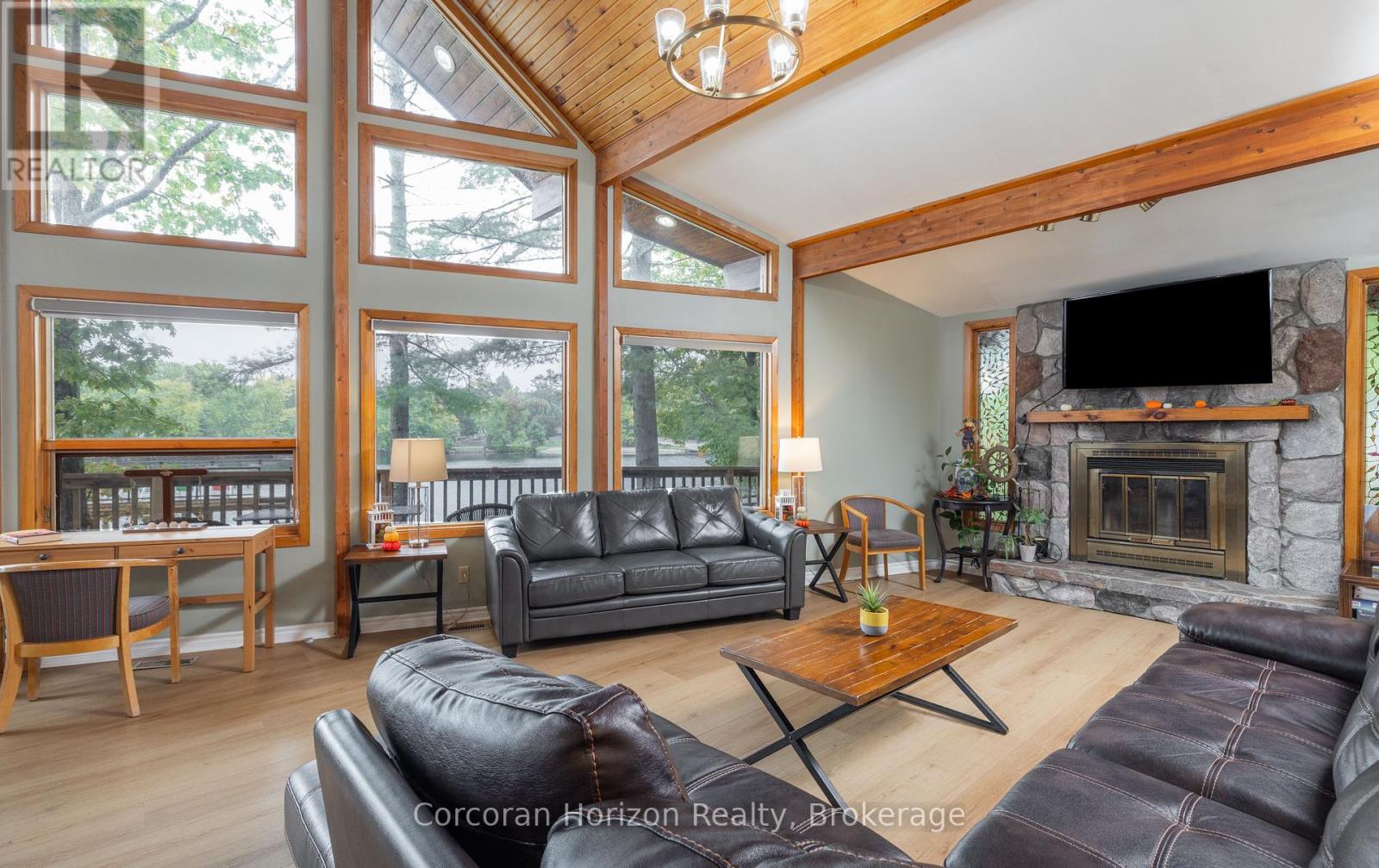 42 Todholm Drive, Muskoka Lakes, Ontario  P0B 1J0 - Photo 8 - X12433171