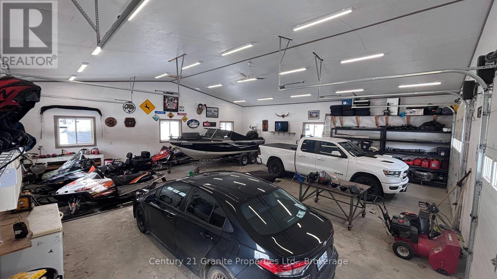 4 Bartlett Drive, Seguin, Ontario  P2A 2W8 - Photo 14 - X12433716